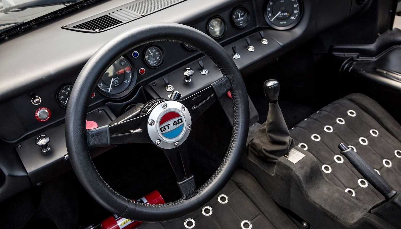 Hillbank GT 40 Interior 1400X800